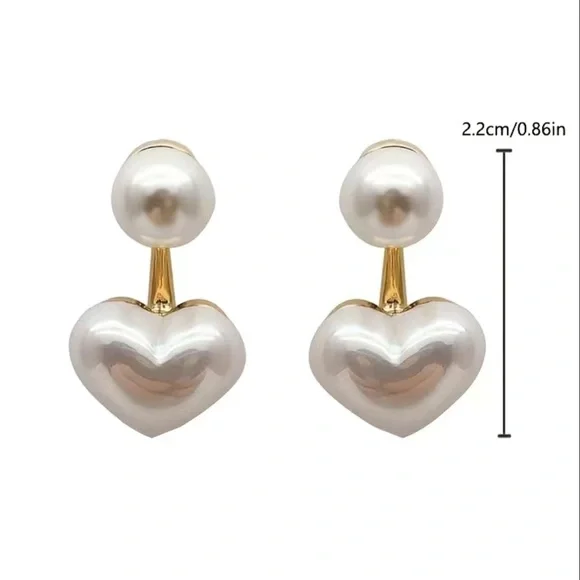 Pearl heart front and back earrings 🤍✨ - Picture 3 of 3